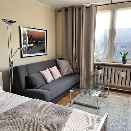 Ohmyhome-Plac Zawiszy Warsaw Exterior photo