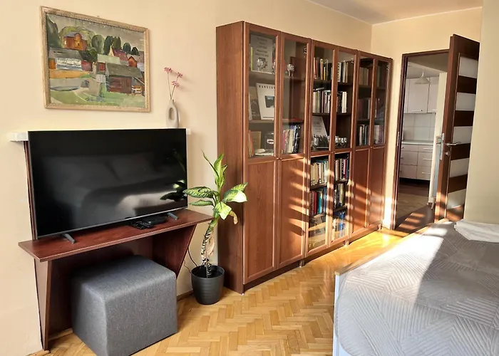 Ohmyhome-Plac Zawiszy