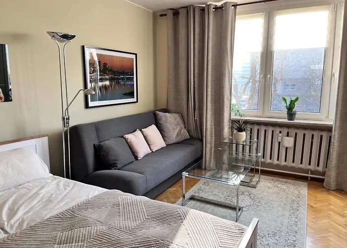 Ohmyhome-Plac Zawiszy